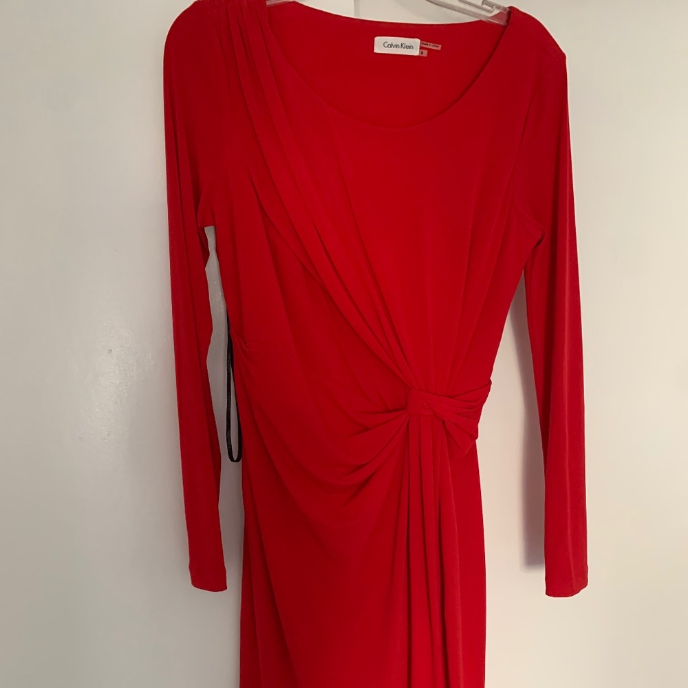 Red Calvin Klein knee-length, scoop neck Valentine’s party dress size 8